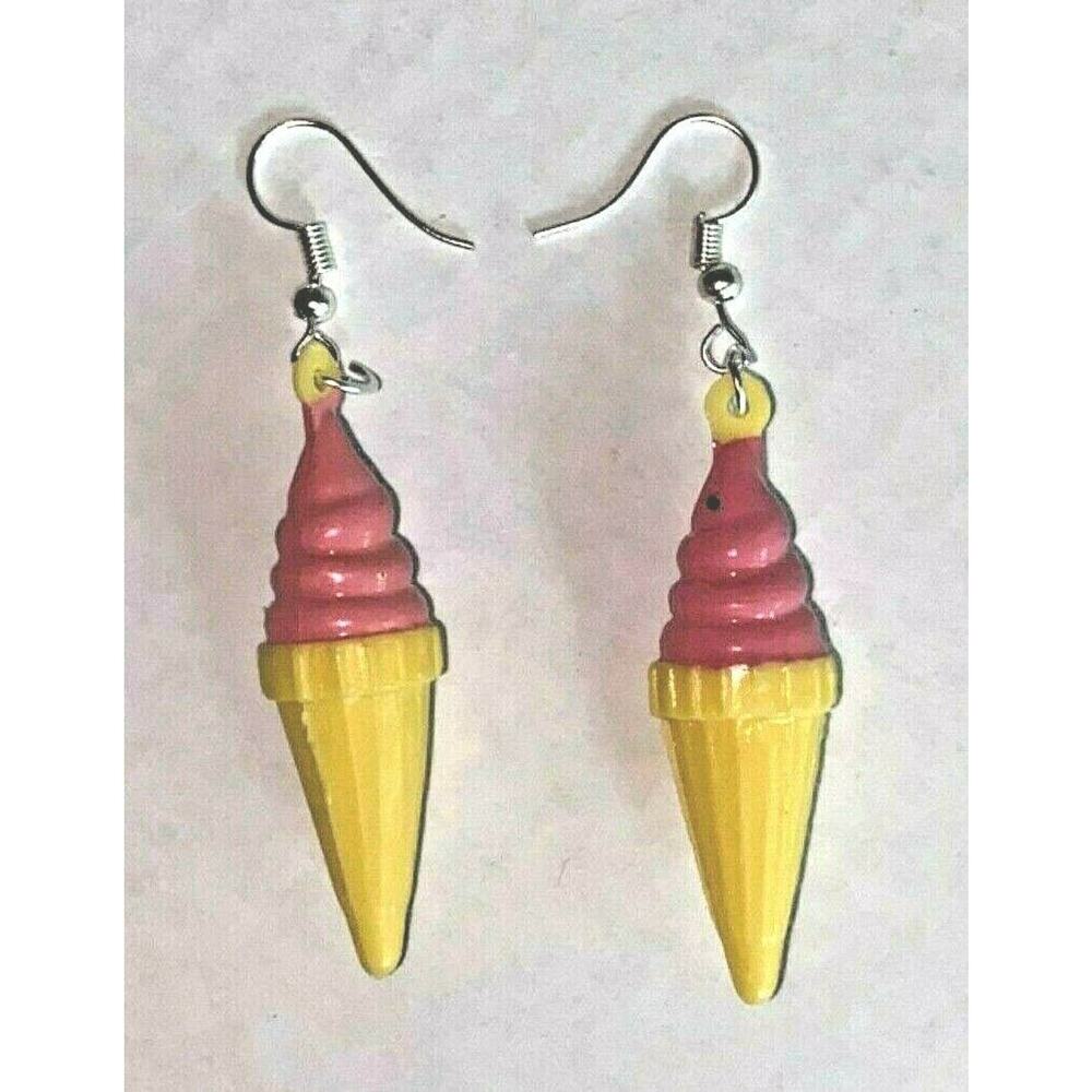 New from Vintage Mini Ice Cream Cones Pink Fun Food Charms Costume‎ Jewelry C1